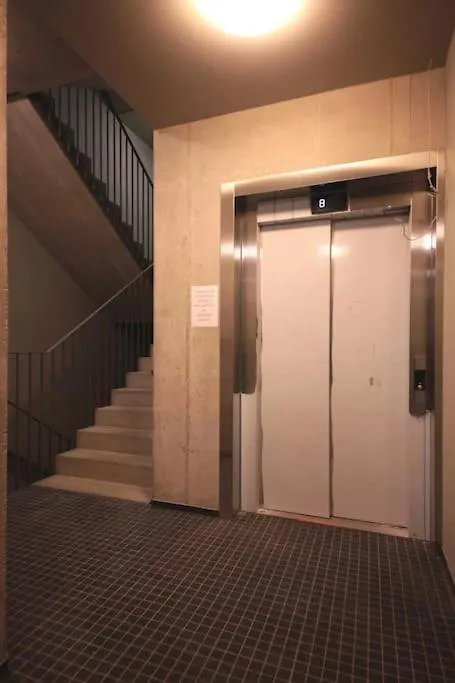 Apartment Spacious Top Floor Flat, Air Conditioning, Free Parking, 200Mb Wifi Prague